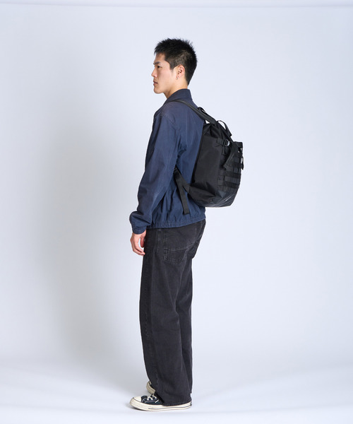 CHROME（クローム）の「［ CHROME / クローム ］BARRAGE KNAPSACK BK_BLACK / バラージ ナップサック ブラック 21リットル 耐水（バックパック/リュック・メンズ・ブラック・FREE）」の18枚目の写真