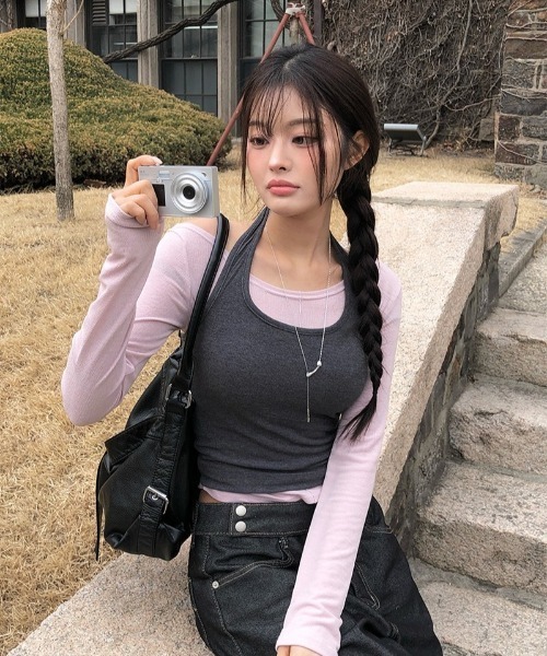 anyonemore(エニワンモア)の「配色ホルターネックタンクトップ+切替長袖Tシャツセット(Tシャツ/カットソー・レディース・ピンク・FREE)」の12枚目の写真