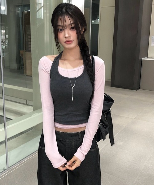 anyonemore(エニワンモア)の「配色ホルターネックタンクトップ+切替長袖Tシャツセット(Tシャツ/カットソー・レディース・ピンク・FREE)」の7枚目の写真