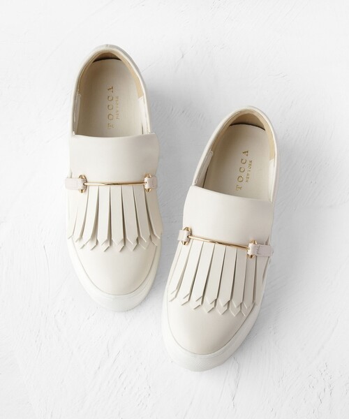 TOCCA(トッカ)の「FRINGE SLIPON RAIN SNEAKERS スニーカー(スニーカー・レディース・アイボリー系/ブラック系・36/35/38/39/37)」の2枚目の写真