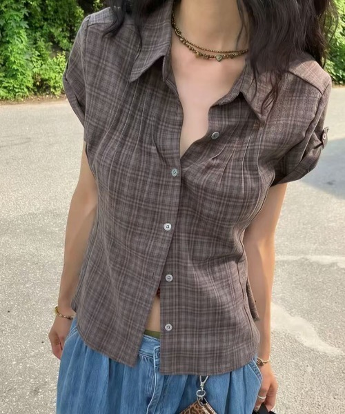 Lis ardent(リスアルダン)の「チェック柄半袖シャツブラウス/コンパクト・前開き・韓国カジュアル(シャツ/ブラウス・レディース・ブルー/ブラウン/ホワイト/レッド・M)」の9枚目の写真