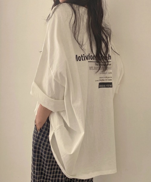 yuue' ( wear )(ユーイ)の「オーバーサイズロゴプリント半袖Tシャツ(Tシャツ/カットソー・レディース・ブルー/ライトグレー/ホワイト・FREE)」の2枚目の写真