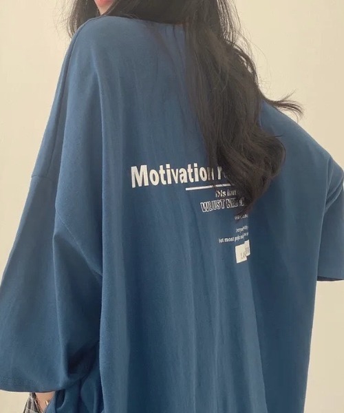 yuue' ( wear )(ユーイ)の「オーバーサイズロゴプリント半袖Tシャツ(Tシャツ/カットソー・レディース・ブルー/ライトグレー/ホワイト・FREE)」の18枚目の写真