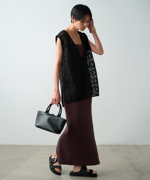 LOUNGEDRESS（ラウンジドレス）の「ニットキャミワンピース（ワンピース・レディース・ブラック/ブラウン・FREE）」の6枚目の写真