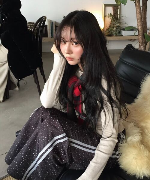 YOUHEE(ユヒ)の「STAR PATTERN LAYERED BANDING TRACK PANTS_BLACK(スウェットパンツ・レディース・その他・FREE)」の8枚目の写真