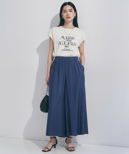 UNFILO(アンフィーロ)の「【WEB限定カラー】ヴィンテージシアー ギャザーワイドパンツ(その他パンツ・レディース・ブラウン系/ブラック系1/レッド系/ブラック系/ベージュ系/ダルブルー系・LARGE/X-SMALL/SMALL/MEDIUM)」の5枚目の写真