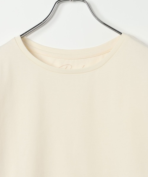 BAYFLOW（ベイフロー）の「マルチファンクション半袖Tシャツ[汗ジミ防止/UV防止/接触冷感/抗ピリング/遮熱/抗菌防臭/イージーケア]（Tシャツ/カットソー・レディース・ブラウン/ピンク/チャコール/オフホワイト・MEDIUM/SMALL）」の10枚目の写真