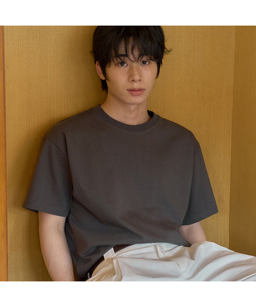 WEDNESDAY OASIS（ウェンズデーオアシス）の「[Atelier Standard] ハーフラウンドTシャツ_5COLOR(WB6TP43)（Tシャツ/カットソー・メンズ・ブルー/ブラック/チャコール/アイボリー/ライトグレー・MEDIUM/LARGE/X-LARGE）」の5枚目の写真