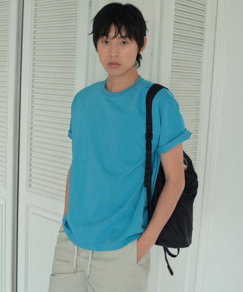 WEDNESDAY OASIS（ウェンズデーオアシス）の「[Atelier Standard] ハーフラウンドTシャツ_5COLOR(WB6TP43)（Tシャツ/カットソー・メンズ・ブルー/ブラック/チャコール/アイボリー/ライトグレー・MEDIUM/LARGE/X-LARGE）」の7枚目の写真