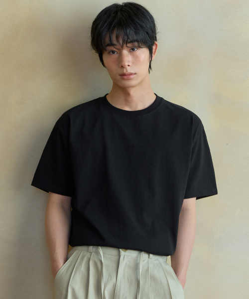 WEDNESDAY OASIS（ウェンズデーオアシス）の「[Atelier Standard] ハーフラウンドTシャツ_5COLOR(WB6TP43)（Tシャツ/カットソー・メンズ・ブルー/ブラック/チャコール/アイボリー/ライトグレー・MEDIUM/LARGE/X-LARGE）」の10枚目の写真