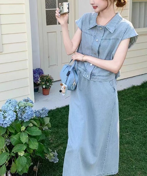 FAVORITO(ファヴォリート)の「デニムトップススカートセットアップ(セットアップ・レディース・ライトブルー/ダークブルー・XL/L/M/S)」の1枚目の写真