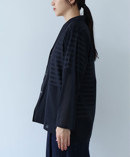 yuni(ユニ )の「△Cotton Nylon sheer shirt jacket(テーラードジャケット・レディース・ブラック/ベージュ・FREE)」の18枚目の写真
