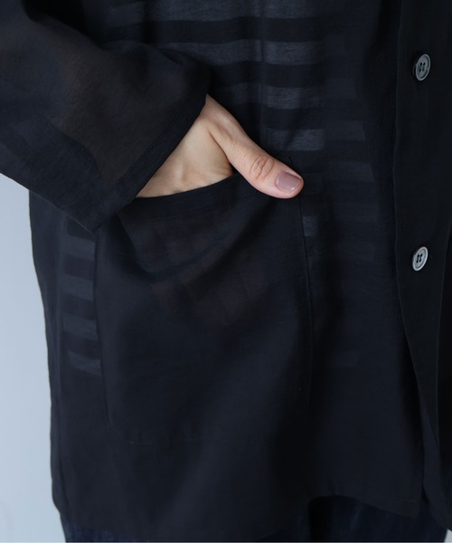 yuni(ユニ )の「△Cotton Nylon sheer shirt jacket(テーラードジャケット・レディース・ブラック/ベージュ・FREE)」の13枚目の写真