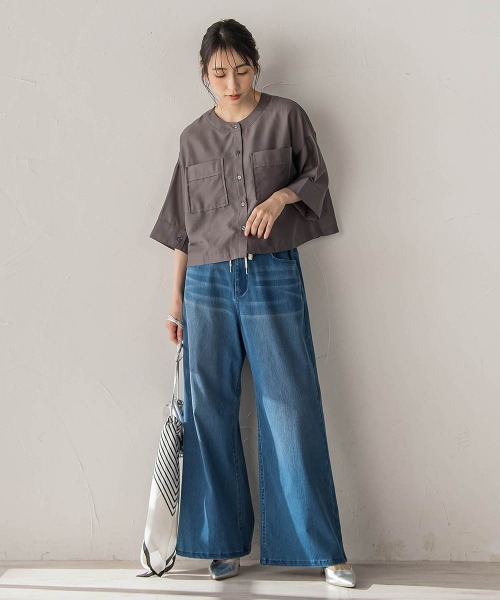 Droite lautreamont(ドロワットロートレアモン)の「【WEB限定】シアーサテンバンドカラーブラウス(シャツ/ブラウス・レディース・オフホワイト/ブルー/チャコールグレー・M)」の18枚目の写真