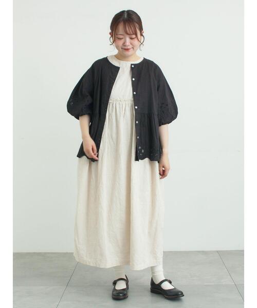 TSUHARU by Samansa Mos2（ツハルバイサマンサモスモス）の「カットワーク刺繍ボリューム袖ブラウス（シャツ/ブラウス・レディース・ホワイト/ブルー/ブラック・F）」の6枚目の写真