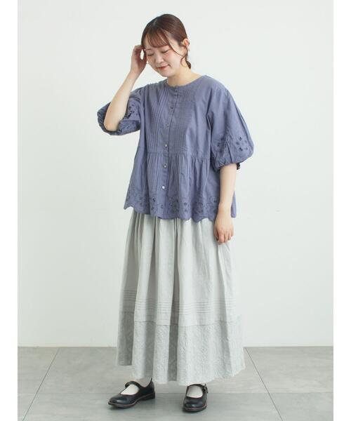 TSUHARU by Samansa Mos2（ツハルバイサマンサモスモス）の「カットワーク刺繍ボリューム袖ブラウス（シャツ/ブラウス・レディース・ホワイト/ブルー/ブラック・F）」の11枚目の写真