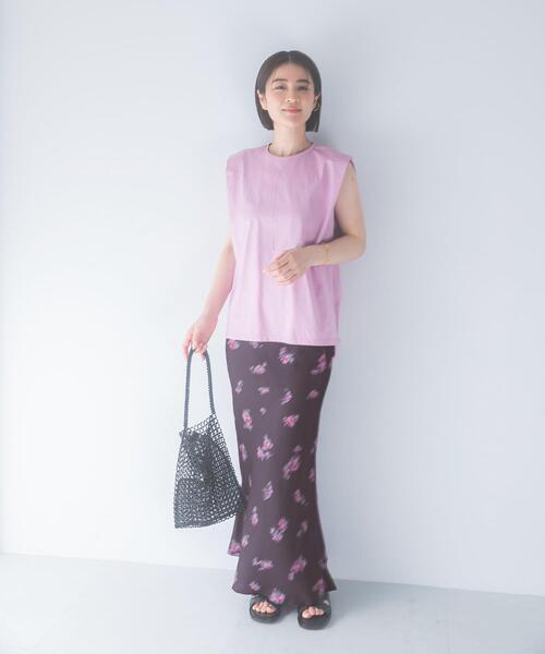 URBAN RESEARCH ROSSO WOMEN(アーバンリサーチ ロッソ)の「ダークプリント バイアススカート(スカート・レディース・ブラック/ブラウン・38/36)」の13枚目の写真