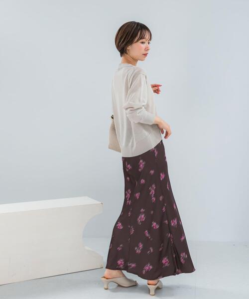 URBAN RESEARCH ROSSO WOMEN(アーバンリサーチ ロッソ)の「ダークプリント バイアススカート(スカート・レディース・ブラック/ブラウン・38/36)」の17枚目の写真
