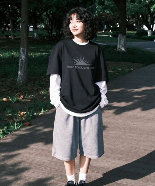 WILDROCK(ワイルドロック)の「サンバースト クールコットン オーバーサイズ 半袖Tシャツ(Tシャツ/カットソー・メンズ・イエロー/ピンク/ホワイト/ブラック/スカイブルー/チャコール/ブルー・SMALL/MEDIUM/LARGE)」の14枚目の写真