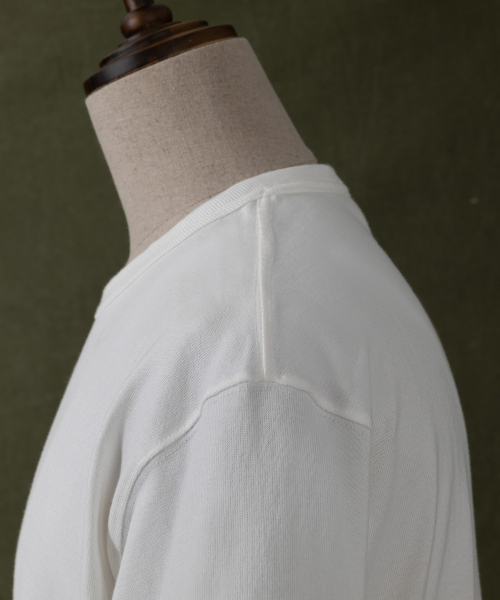 OUTSTANDING(アウトスタンディング)の「JAPANESE TENJIKU JERSEY TUBULAR TEE_OFF WHITE(Tシャツ/カットソー・メンズ・その他・SMALL/MEDIUM/LARGE/X-LARGE)」の5枚目の写真