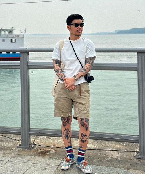 OUTSTANDING(アウトスタンディング)の「JAPANESE TENJIKU JERSEY TUBULAR TEE_OFF WHITE(Tシャツ/カットソー・メンズ・その他・SMALL/MEDIUM/LARGE/X-LARGE)」の17枚目の写真