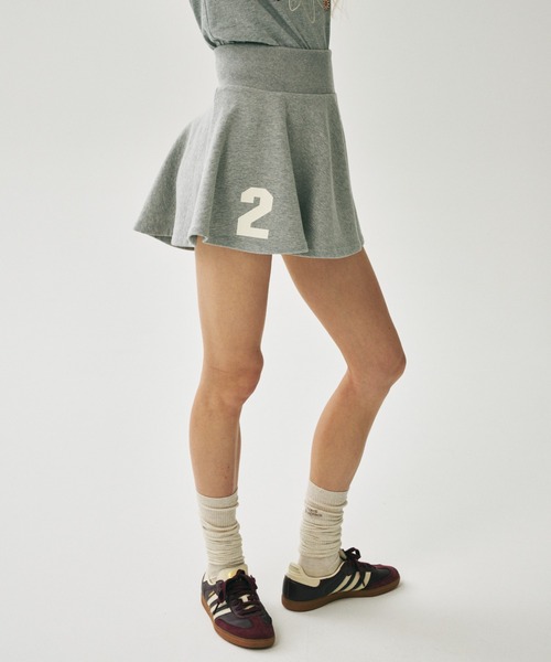 Mardi Mercredi(マルディメクルディ)の「FLARE MINI SKIRT ORIGINALIS 25 / フレア ミニ スカート オリジナルス 25(スカート・レディース・クリーム/グレー・FREE)」の8枚目の写真