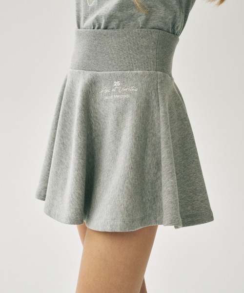 Mardi Mercredi(マルディメクルディ)の「FLARE MINI SKIRT ORIGINALIS 25 / フレア ミニ スカート オリジナルス 25(スカート・レディース・クリーム/グレー・FREE)」の5枚目の写真