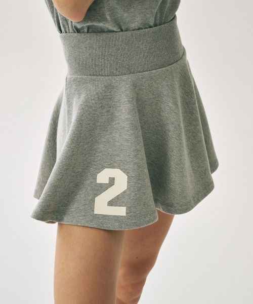 Mardi Mercredi(マルディメクルディ)の「FLARE MINI SKIRT ORIGINALIS 25 / フレア ミニ スカート オリジナルス 25(スカート・レディース・クリーム/グレー・FREE)」の7枚目の写真
