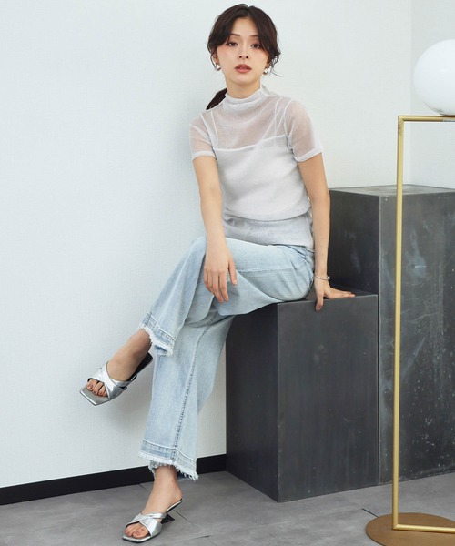 LOWO(ロワ)の「シアートップス ハイネック 半袖 ラメ シースルー レイヤードトップス オケージョン 結婚式 パーティー お呼ばれ《着用動画あり》(Tシャツ/カットソー・レディース・ホワイト/ベージュ/グレー/ブラック/アイボリー/ブラウン・FREE)」の2枚目の写真