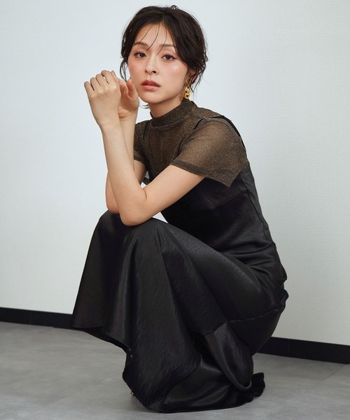 LOWO(ロワ)の「シアートップス ハイネック 半袖 ラメ シースルー レイヤードトップス オケージョン 結婚式 パーティー お呼ばれ《着用動画あり》(Tシャツ/カットソー・レディース・ホワイト/ベージュ/グレー/ブラック/アイボリー/ブラウン・FREE)」の12枚目の写真