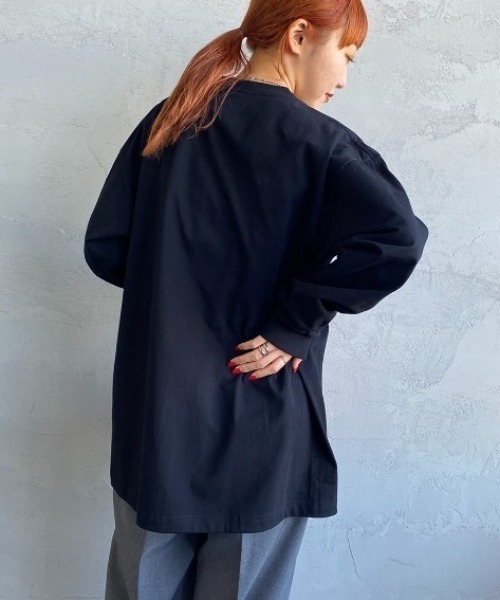 HANES（ヘインズ）の「【WEB先行予約】[HANES/ヘインズ] BEEFY ロングスリーブパックTシャツ（Tシャツ/カットソー・レディース・ブラック/ホワイト・L/M/S/XL）」の2枚目の写真