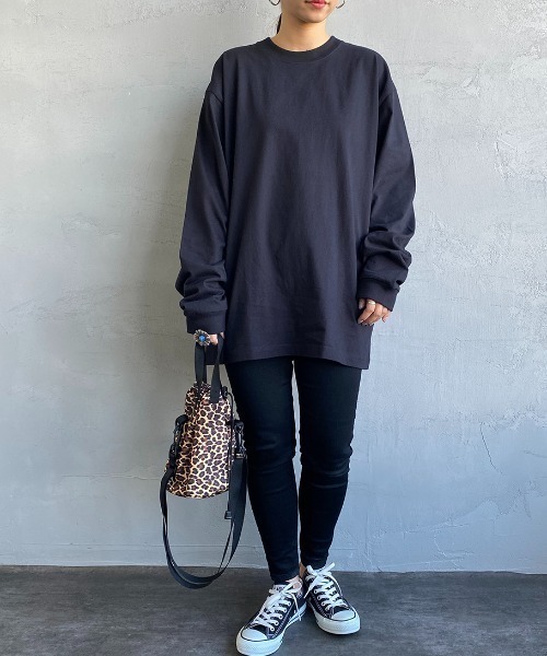 HANES（ヘインズ）の「【WEB先行予約】[HANES/ヘインズ] BEEFY ロングスリーブパックTシャツ（Tシャツ/カットソー・レディース・ブラック/ホワイト・L/M/S/XL）」の6枚目の写真
