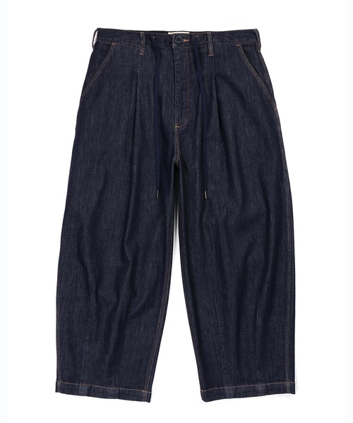 The DUFFER of ST.GEORGE(ザダファーオブセントジョージ)の「COOLMAX WIDE TAPERED EASY DENIM PANTS:クールマックス イージーワイドデニム / タック入り / ライトオンス(デニムパンツ・メンズ・ネイビー・X-LARGE/MEDIUM/SMALL/LARGE)」の6枚目の写真