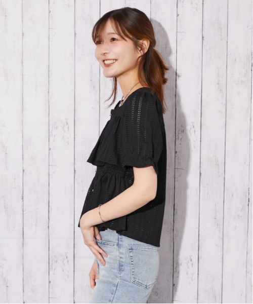 GORGE（ゴージ）の「《カットフリル・透け感》ブラウス／フェミカジュ×ナチュラル／春夏／全3色（シャツ/ブラウス・レディース・オフホワイト/ブラック/ボルドー・F）」の16枚目の写真