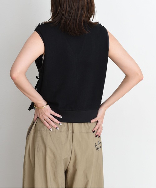 Eimee Law(エイミーロウ)の「ランダムリボンベスト(ベスト・レディース・アイボリー/ブラック・FREE)」の16枚目の写真