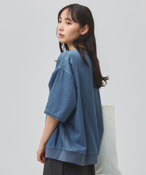 adidas(アディダス)の「【別注】アディダス adidas クールフィーリング デニム オーバーサイズ 半袖 カフヘム Tシャツ 限定コラボ(Tシャツ/カットソー・レディース・ダークブルー/サックスブルー・M/L/XL/S)」の4枚目の写真