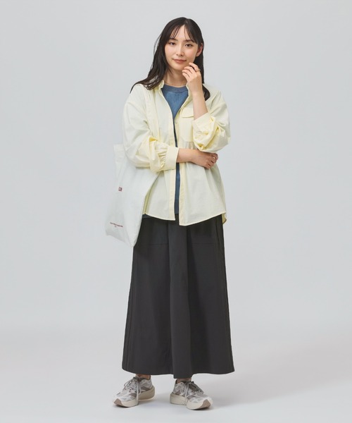 adidas(アディダス)の「【別注】アディダス adidas クールフィーリング デニム オーバーサイズ 半袖 カフヘム Tシャツ 限定コラボ(Tシャツ/カットソー・レディース・ダークブルー/サックスブルー・M/L/XL/S)」の7枚目の写真