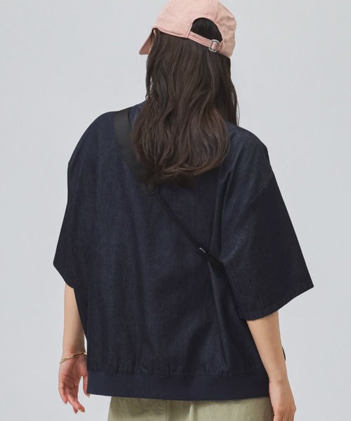 adidas(アディダス)の「【別注】アディダス adidas クールフィーリング デニム オーバーサイズ 半袖 カフヘム Tシャツ 限定コラボ(Tシャツ/カットソー・レディース・ダークブルー/サックスブルー・M/L/XL/S)」の12枚目の写真