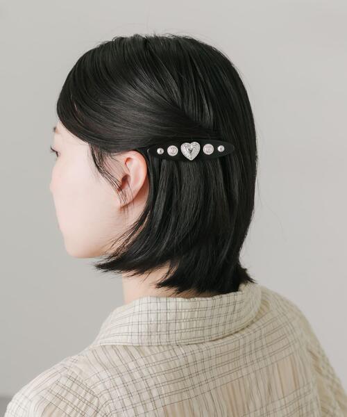 SMELLY(スメリー)の「コンチョハートバレッタ(バレッタ/ヘアクリップ・レディース・ブラック系その他・-)」の3枚目の写真