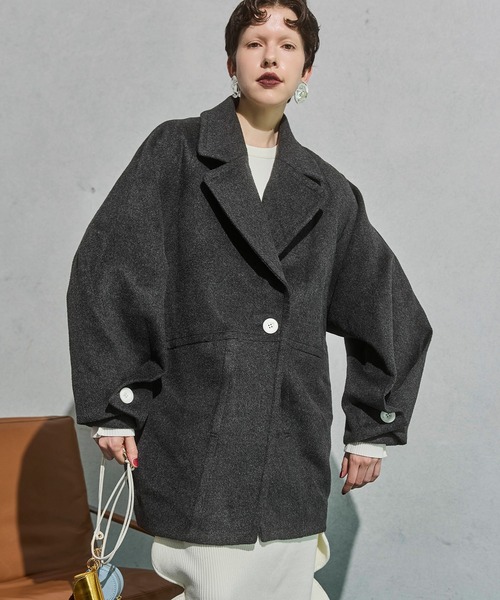 OMMO(オーエムエムオー)の「WRAP CUFF OVER COAT(その他アウター・レディース・グレー/ホワイト/ブラック・38/36)」の12枚目の写真
