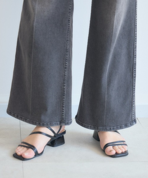 KATHARINE ROSS(キャサリンロス)の「ストレッチフレアデニムパンツ(デニムパンツ・レディース・ブラック・MEDIUM/SMALL)」の16枚目の写真