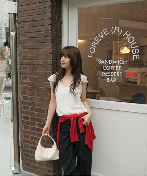 108POUND（108パウンド）の「Petal Blouse_Ivory（シャツ/ブラウス・レディース・その他・FREE）」の5枚目の写真