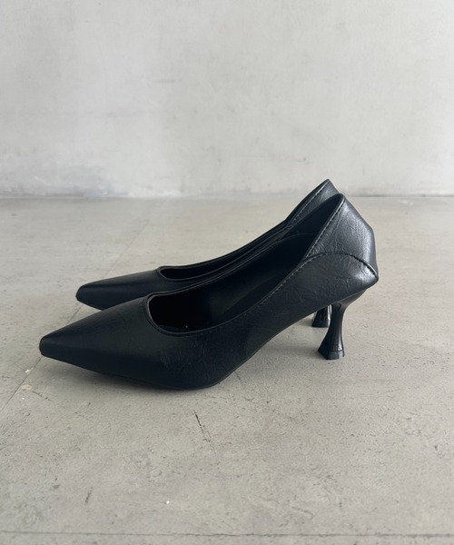 MYMOOD.(マイムード)の「しぼ感PUシンプルヒール パンプス(パンプス・レディース・ブラック/アイボリー・23.5cm/24.5cm)」の19枚目の写真