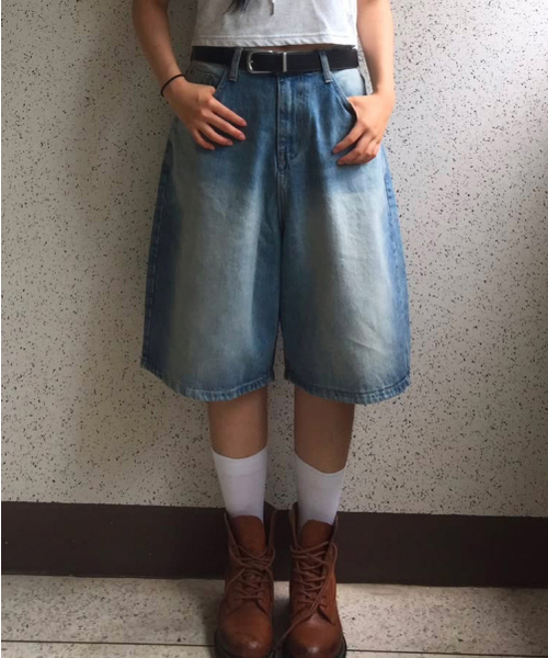 JUAN HOMME（ジュアンオム）の「ウォッシュドバミューダデニムパンツ（ブルー）（デニムパンツ・メンズ・その他・SMALL/MEDIUM/LARGE）」の7枚目の写真