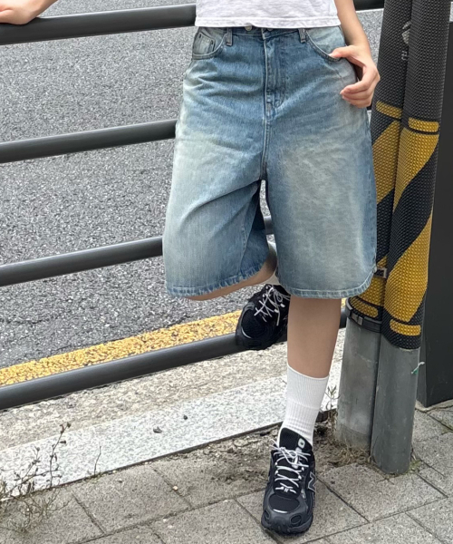 JUAN HOMME（ジュアンオム）の「ウォッシュドバミューダデニムパンツ（ブルー）（デニムパンツ・メンズ・その他・SMALL/MEDIUM/LARGE）」の9枚目の写真