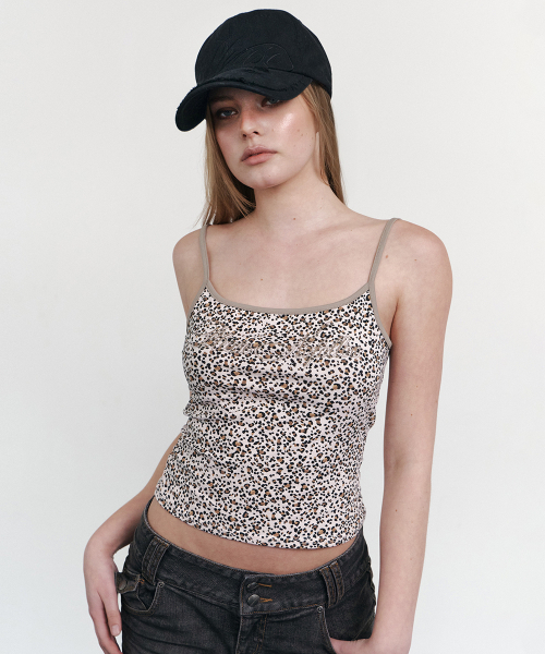 PLEASENOFOLLOW(プリーズノーフォロー)の「Kiki Leopard Sleeveless Top (Baby Pink)(Tシャツ/カットソー・レディース・その他・FREE)」の1枚目の写真