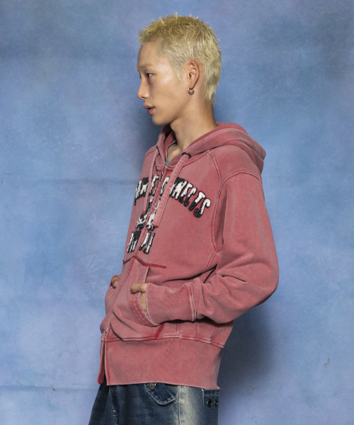 GLACK(グラック)の「GHD055 インターネットピープルズ OLD SCHOOL T.VINTAGE CO. スリムフィットジップアップパーカー (RED)(パーカー・レディース・その他・LARGE/MEDIUM)」の3枚目の写真