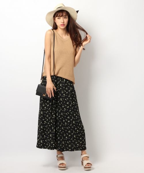 Heather（ヘザー）の「アゼアミスリットノースリーブ　716287（ニット/セーター・レディース・オフホワイト/キャメル/カーキ・FREE）」の6枚目の写真