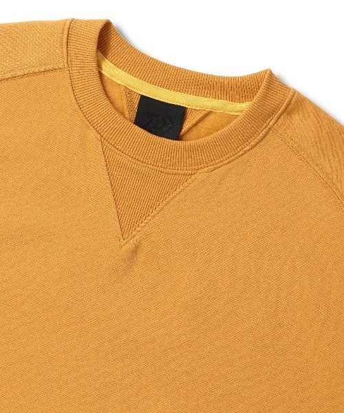 DAIWA PIER39（ダイワピア39）の「DAIWA PIER39 TECH SWEAT CREW FREEDOM SLEEVE ダイワピア39 テックスウェットクルーフリーダムスリーヴ（スウェット・メンズ・ヘザーグレー/ブラック/イエロー/ライトブラウン・X-LARGE/LARGE/MEDIUM/SMALL）」の12枚目の写真