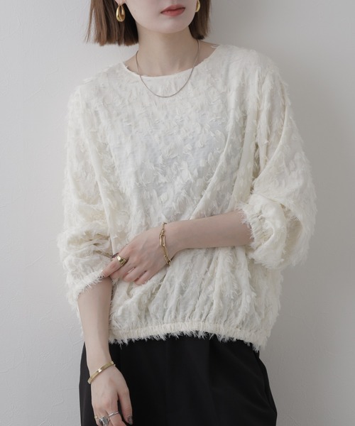 EGLANTINE(エグランティーヌ)の「EGLANTINE ジャガードブラウスプルオーバー 長袖(Tシャツ/カットソー・レディース・オフホワイト/ブルーグリーン・38)」の3枚目の写真